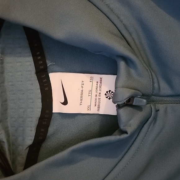 Nike running Therma Fit - long sleeve size XXL - half zip - Picture 4 of 5